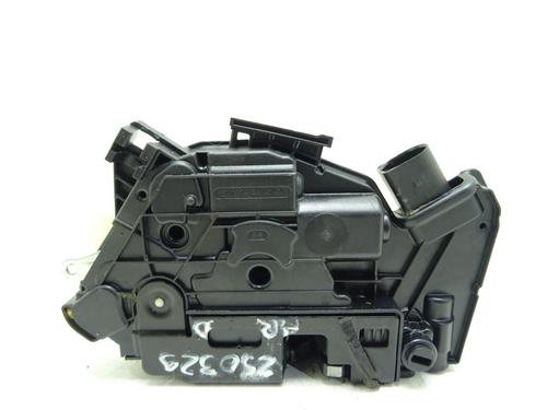 Rear right lock VW TIGUAN (5N_) 2.0 TDI | BP31313518C99