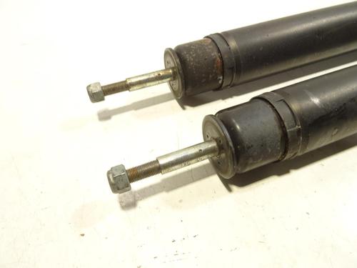 Used Right rear shock absorber Right rear shock absorber HONDA CIVIC VIII Hatchback (FN, FK) 2.2 CTDi (FK3) (140 hp) 24180286 24180286