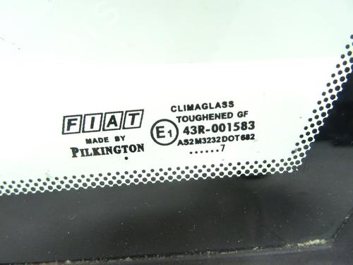Vidro triangular frente esquerdo Vidro triangular frente esquerdo FIAT GRANDE PUNTO (199_) [2005-2026] 33946552 33946552