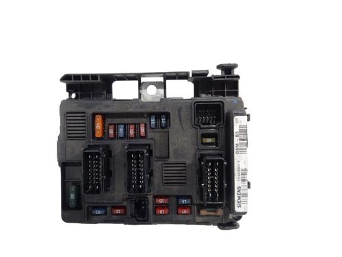 Used Fuse box Fuse box 38780532 38780532