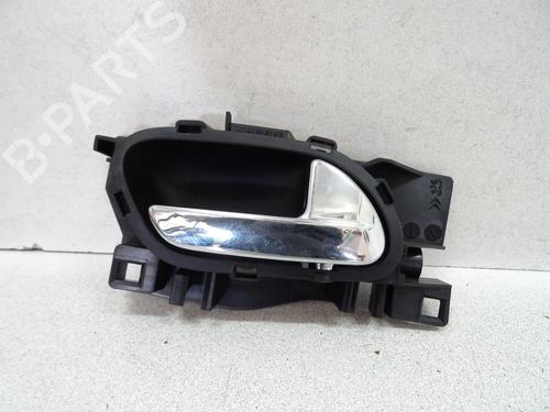 Used Front right interior door handle PEUGEOT 5008 (0U_, 0E_) 1.6 HDi (114 hp) 21825726