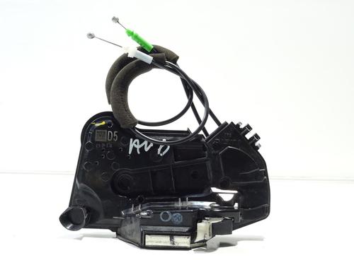 front-right-lock-toyota-corolla-estate-_e21_-2019-23787466 main image