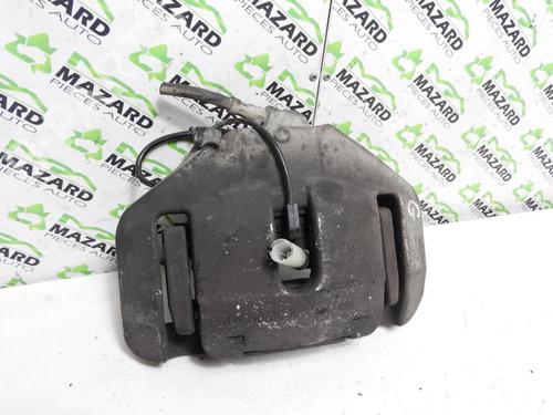 Used Left front brake caliper BMW 5 Touring (E61) 530 xd (231 hp) 20060951