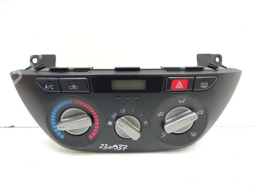 Used Climate control TOYOTA RAV 4 II (_A2_) 2.0 4WD (ACA21, ACA20) (150 hp) 20066203