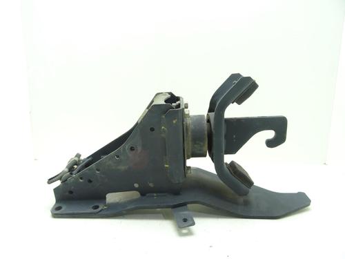 Used Engine mount NISSAN NT400 CABSTAR (F24M) 35.13 (130 hp) 32394191