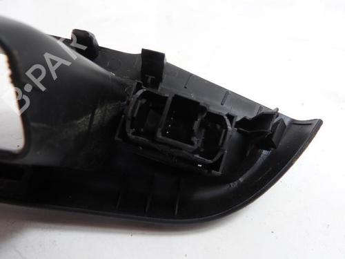 Used Right rear window switch FORD FOCUS III Turnier [2010-2020]  20070785