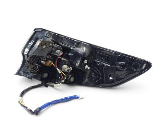 left-taillight-toyota-corolla-estate-_e21_-2019-38976427 main image