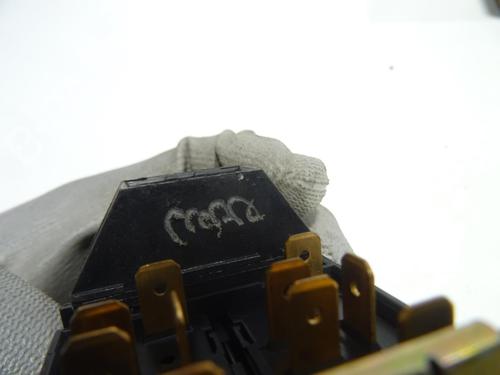 Left front window switch AUDI A6 C4 Avant (4A5) 2.5 TDI quattro | BP24646181I27 - Image 3