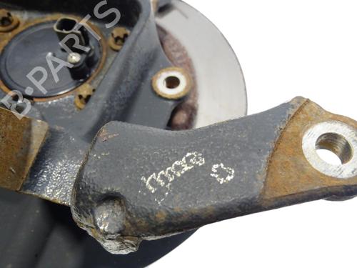 Used Right rear steering knuckle Right rear steering knuckle 36818138 36818138
