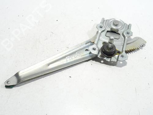 Used Rear left window mechanism Rear left window mechanism SUZUKI IGNIS III (MF, FF) 1.2 Hybrid AllGrip (ATK412) (90 hp) 33213117 33213117