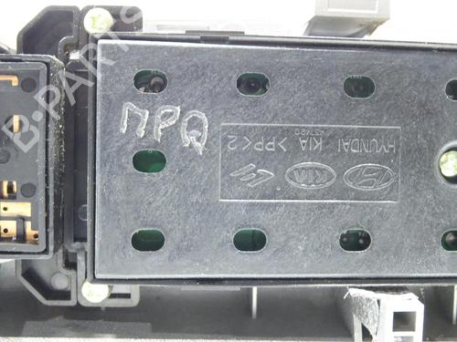 Used Left front window switch Left front window switch HYUNDAI SANTA FÉ II (CM) 2.2 CRDi 4x4 (155 hp) 26456895 26456895