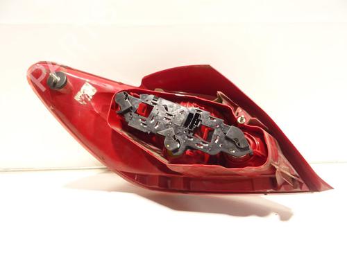 Right taillight PEUGEOT 307 (3A/C) 2.0 HDi 110 | BP29405328C35 
