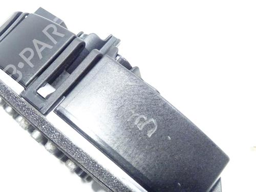 Used Heater resistor Heater resistor MERCEDES-BENZ CLA Shooting Brake (X117) CLA 180 (117.942) (122 hp) 32452061 32452061