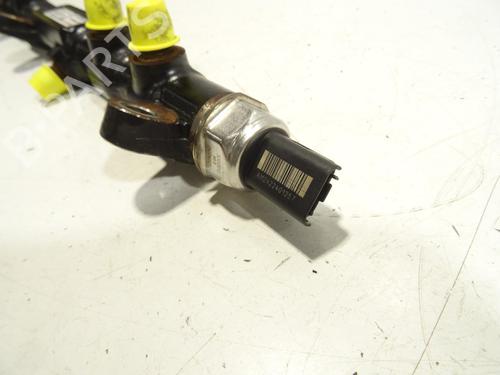 Used Injection rail Injection rail 26617521 26617521