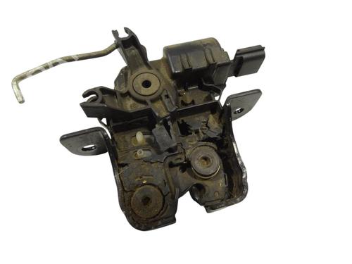 tailgate-lock-dacia-duster-hs_-2010-2011-2012-2013-2014-2015-2016-2017-2018-39565451 main image