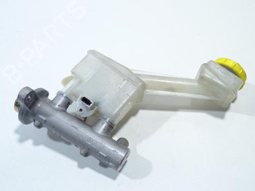 Used Brake master cylinder Brake master cylinder 22643266 22643266