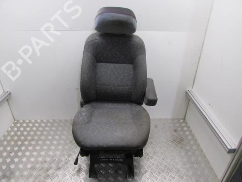 Used Right front seat HYUNDAI GALLOPER II (JK-01) 2.5 TD (88 hp) 22518169