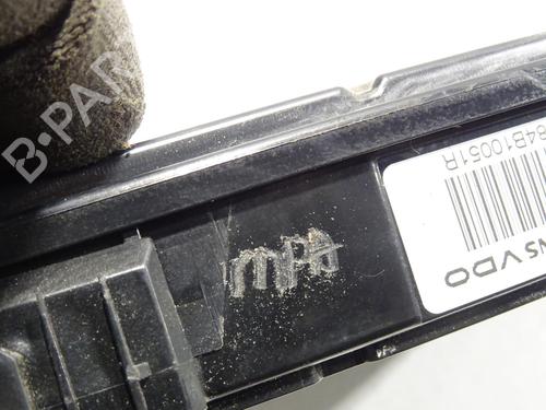 Used Fuse box Fuse box RENAULT LAGUNA III Grandtour (KT0/1) 2.0 dCi (KT01, KT08, KT09, KT0K, KT12, KT1D, KT1W) (150 hp) 33025232 33025232