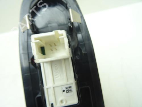 Right front window switch PEUGEOT 2008 I (CU_) 1.6 BlueHDi 100 | BP33659717I26 - Image 2