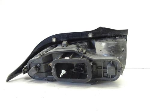 right-taillight-vw-up-121-122-bl1-bl2-bl3-123-10-1s0945096g-2011-20052109 main image