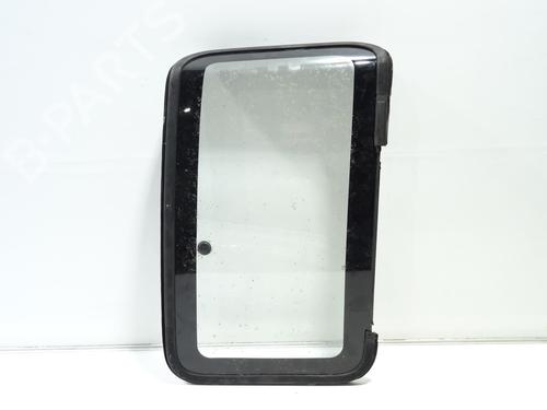 Used Rear right quarter glass NISSAN PICK UP (D21) 2.5 D 4WD (83 hp) 29634631