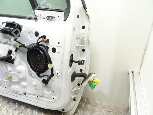 Left front door PEUGEOT 208 I (CA_, CC_) 1.6 HDi / BlueHDi 75 | BP27723240C2
