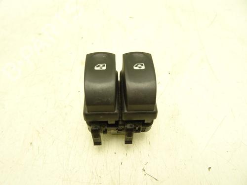 Used Left front window switch RENAULT CLIO III (BR0/1, CR0/1) 1.5 dCi (C/BR0G, C/BR1G) (68 hp) 30306638
