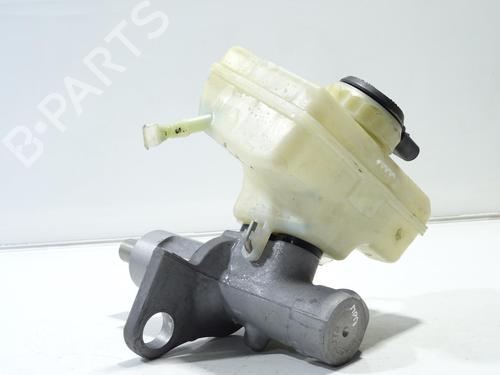 brake-master-cylinder-audi-q5-8rb-2008-2009-2010-2011-2012-2013-2014-2015-2016-2017-2018-2019-24526140 main image