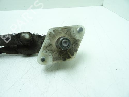 Used Front wipers mechanism Front wipers mechanism SUZUKI JIMNY Closed Off-Road Vehicle (SN) 1.5 DDiS 4x4 (86 hp) 33532259 33532259