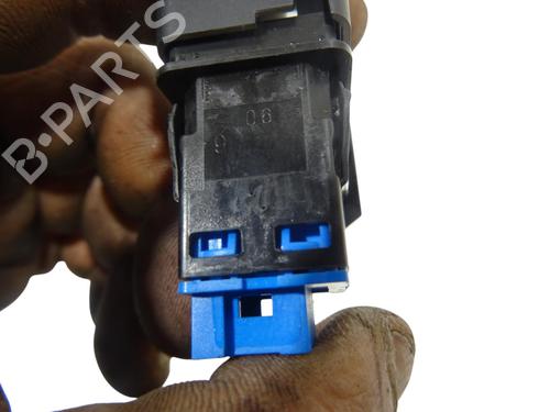 Switch CITROËN C3 III (SX) 1.2 THP 110 (SXHNPS, SXHNZT, SXHNZ6) | BP35888560I30 - Image 4