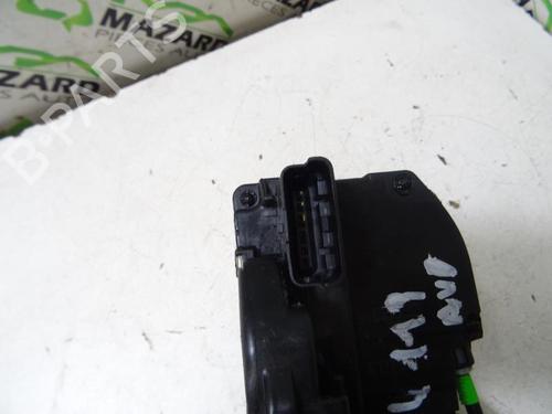 Used Front right lock NISSAN MICRA III (K12) 1.2 16V (65 hp) 20059186