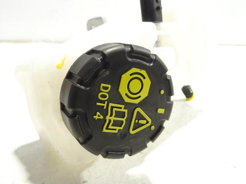 Brake master cylinder DACIA SANDERO II 1.0 SCe 75 (B8JC, B8JD, B8NC) | BP26977313M77 