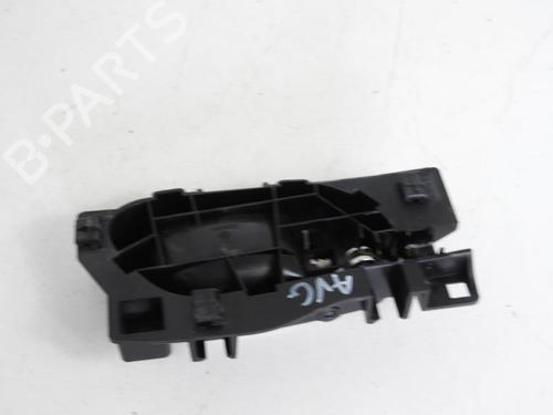 Venstre foran invendig håndtak PEUGEOT 5008 (0U_, 0E_) 2.0 HDi 150 / BlueHDi 150 (150 hp) 20045207