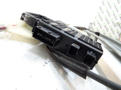 Used Front right window mechanism Front right window mechanism 20042012 20042012