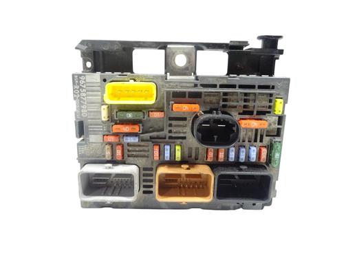 Used Fuse box Fuse box CITROËN C4 Picasso I MPV (UD_) [2006-2015] 35888637 35888637