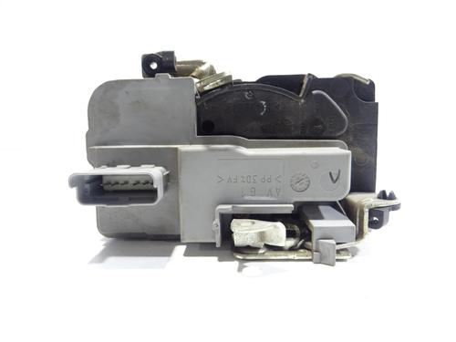 front-left-lock-peugeot-206-2l_-2m_-2009-2010-2011-2012-2013-27719941 main image