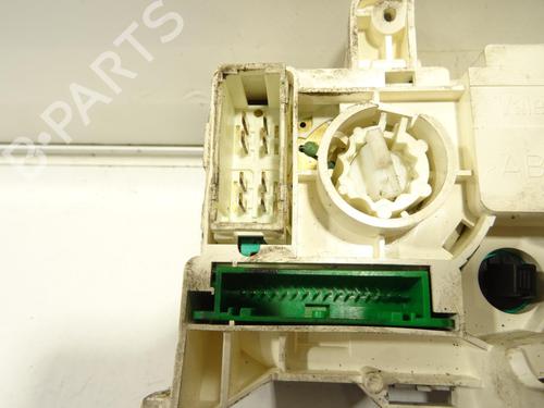 Used Climate control Climate control RENAULT CLIO II (BB_, CB_) 1.2 16V (BB05, BB0W, BB11, BB27, BB2T, BB2U, BB2V, CB05,... (75 hp) 32524652 32524652