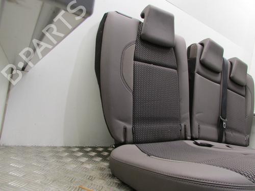 Used Rear seat Rear seat PEUGEOT 2008 I (CU_) 1.2 THP 110 / PureTech 110 (110 hp) 25588140 25588140