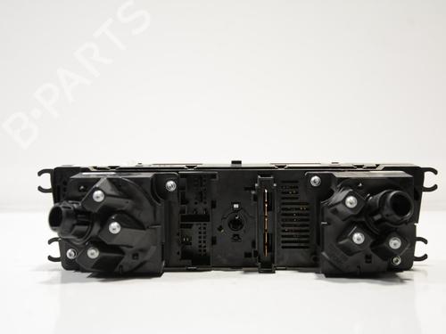 Climate control SEAT ARONA (KJ7, KJP) 1.0 TSI | BP33634383I5 - Image 5