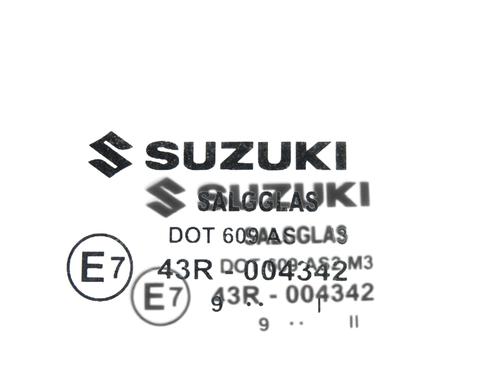 dr-rude-hjre-foran-suzuki-vitara-ly-2015-39145742 main image