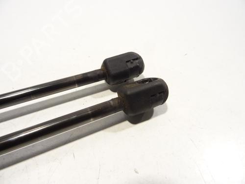 Tailgate lift support MERCEDES-BENZ B-CLASS Sports Tourer (W245) B 200 CDI (245.208) | BP29158610C138 