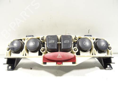 left-front-window-switch-fiat-punto-188_-1999-2000-2001-2002-2003-2004-2005-2006-2007-2008-2009-2010-2011-2012-32185475 main image