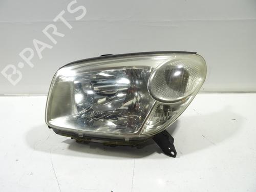 Phare gauche TOYOTA RAV 4 II (_A2_) 2.0 D 4WD (CLA20_, CLA21_, CLA20R, CLA21R) (116 hp) 32110441