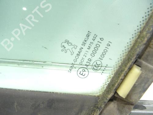 Used Front right quarter glass Front right quarter glass PEUGEOT 308 I (4A_, 4C_) 1.6 HDi (92 hp) 33681766 33681766