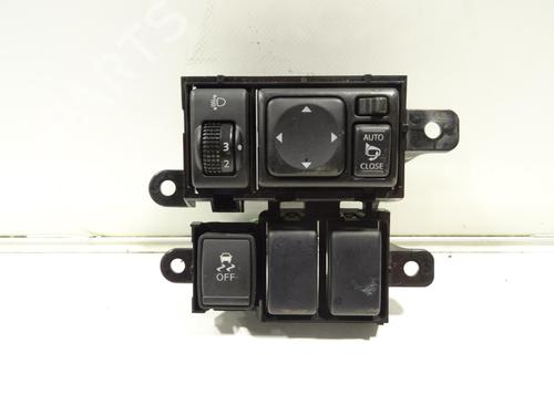 Forlygtekontakt NISSAN JUKE (F15) 1.5 dCi (110 hp) 32094320