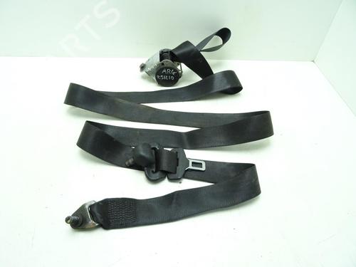 Used Rear left seatbelt Rear left seatbelt OPEL AGILA A (H00) 1.2 16V (F68) (75 hp) 31300935 31300935