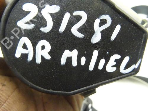 Sikkerhedssele bag midten Sikkerhedssele bag midten DACIA LODGY (JS_) 1.2 TCe (JSAY, JSM0) (115 hp) 33946639 33946639