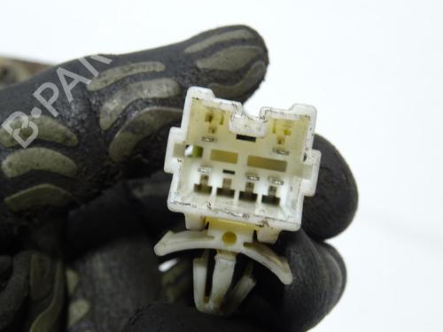 Used Front right window mechanism Front right window mechanism MITSUBISHI PAJERO II (V3_W, V2_W, V4_W, V5_W) 2.8 TD (V46W, V26W) (125 hp) 33659632 33659632