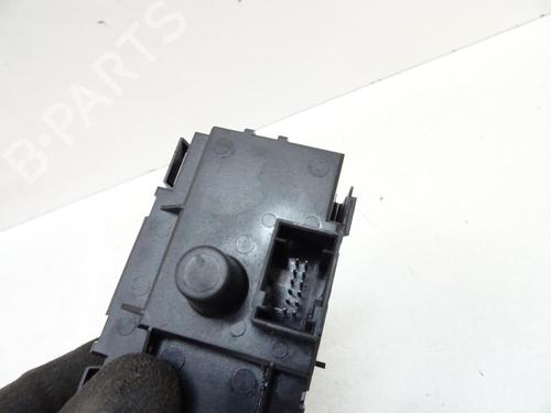 Used Headlight switch Headlight switch BMW 1 (E81) 118 d (143 hp) 20066327 20066327