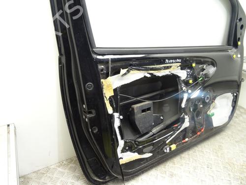 Left front door PEUGEOT 107 (PM_, PN_) 1.0 | BP28515516C2
